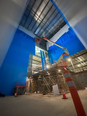 Chantier de construction de la salle blanche Coractive